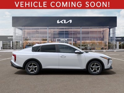 2026 Kia K4 LXS