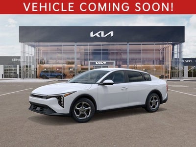 2026 Kia K4 LXS