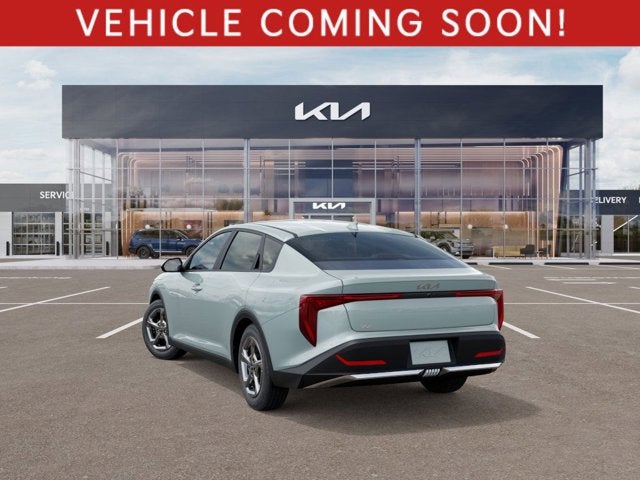 2026 Kia K4 LXS