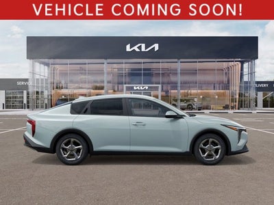 2026 Kia K4 LXS
