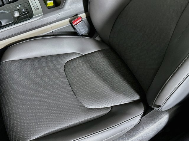 2027 Kia Carnival LXS