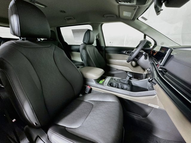 2027 Kia Carnival LXS