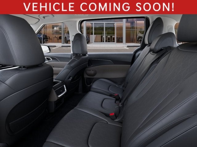 2027 Kia Carnival Hybrid LXS