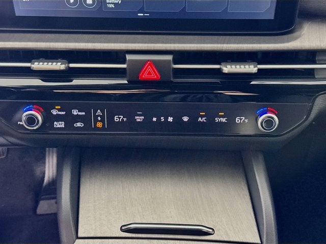 2026 Kia Sportage Plug-In Hybrid X-Line