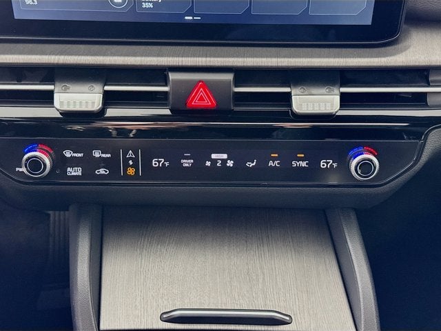 2026 Kia Sportage Plug-In Hybrid X-Line