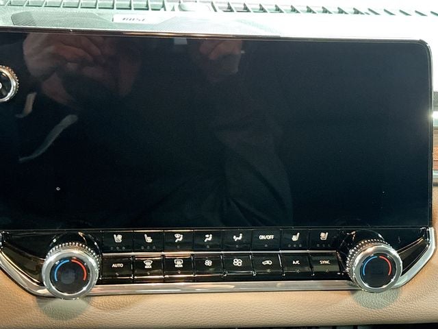 2024 GMC Canyon Denali