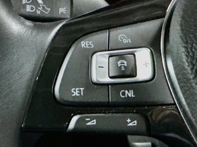 2018 Volkswagen Passat Base