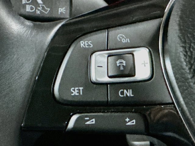 2018 Volkswagen Passat Base