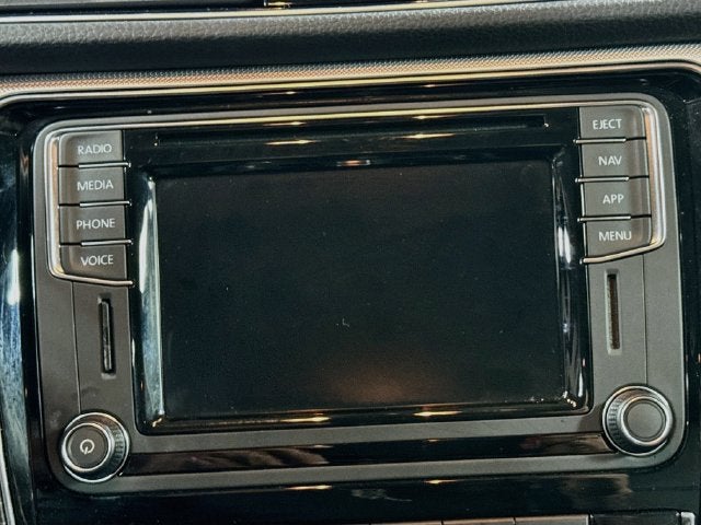 2018 Volkswagen Passat Base