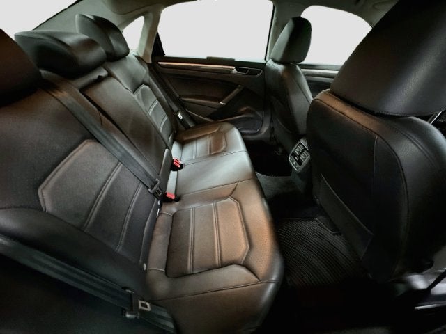 2018 Volkswagen Passat Base