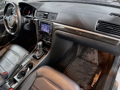 2018 Volkswagen Passat Base