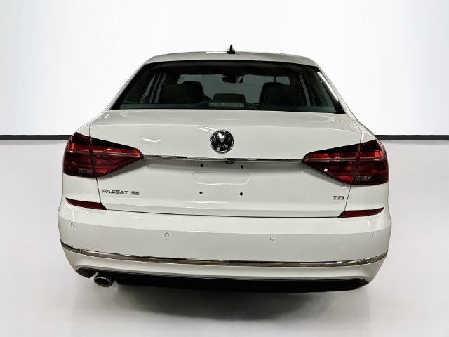 2018 Volkswagen Passat Base