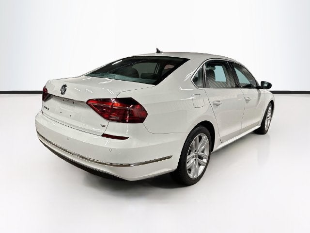 2018 Volkswagen Passat Base