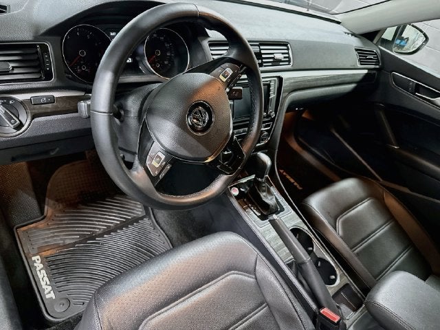 2018 Volkswagen Passat Base