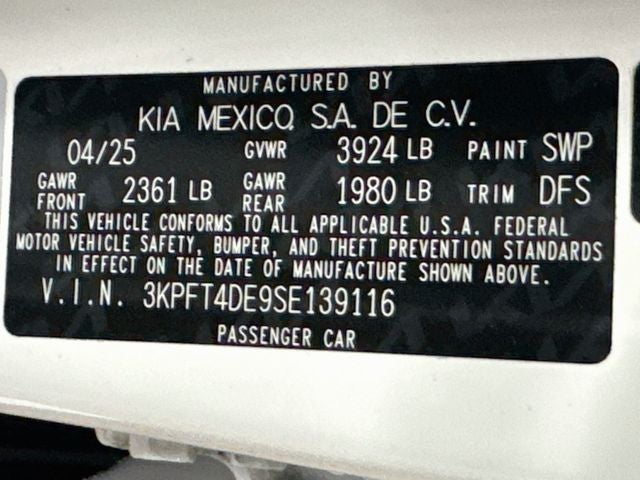 2025 Kia K4 LXS