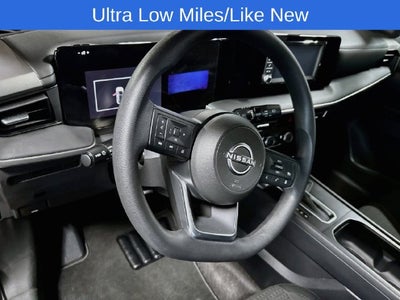 2025 Nissan Kicks S
