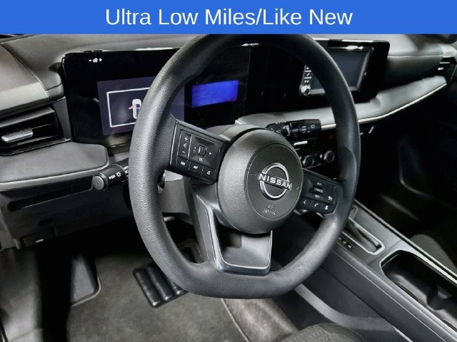 2025 Nissan Kicks S