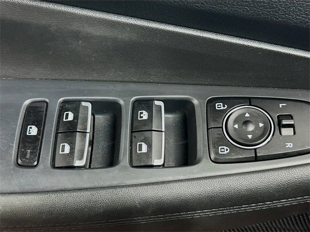 2022 Hyundai Santa Fe SE