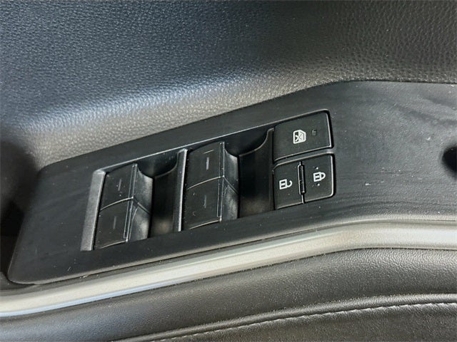 2022 Toyota Highlander L