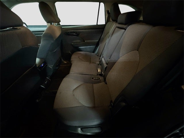 2022 Toyota Highlander L