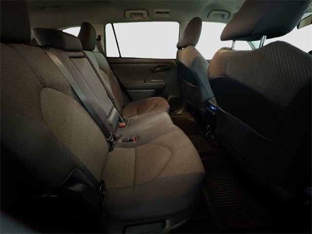 2022 Toyota Highlander L