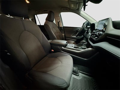 2022 Toyota Highlander L