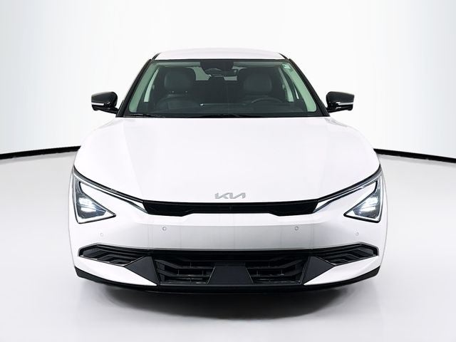 2025 Kia EV6 Light