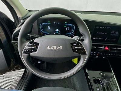 2025 Kia Niro LX
