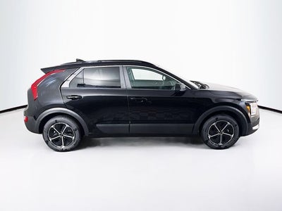 2025 Kia Niro LX