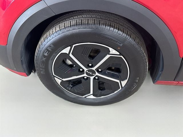 2025 Kia Niro LX