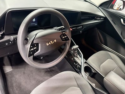 2025 Kia Niro LX