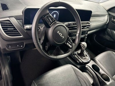 2024 Kia Seltos EX