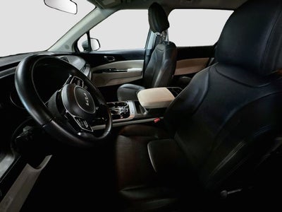 2023 Kia Carnival EX