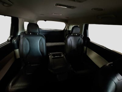 2023 Kia Carnival EX