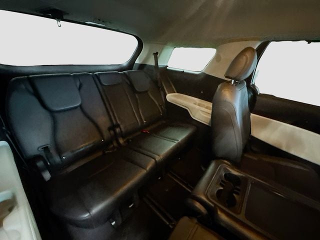 2023 Kia Carnival EX