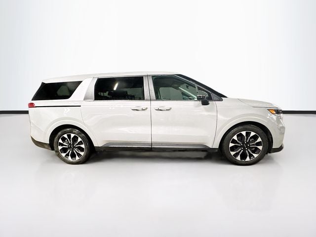2023 Kia Carnival EX