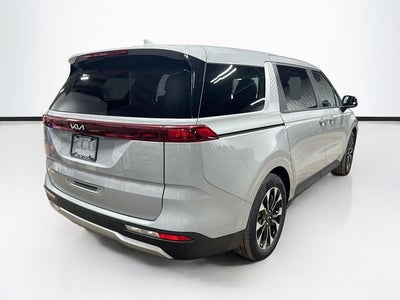 2024 Kia Carnival EX