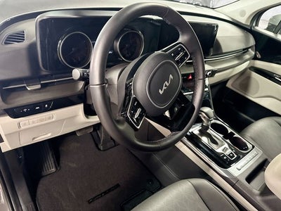 2024 Kia Carnival EX