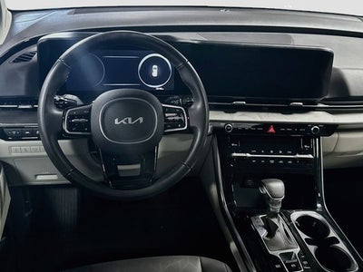 2024 Kia Carnival SX