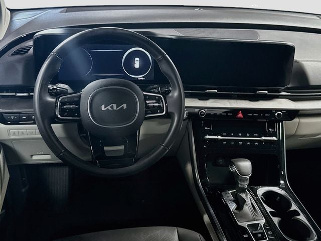 2024 Kia Carnival SX