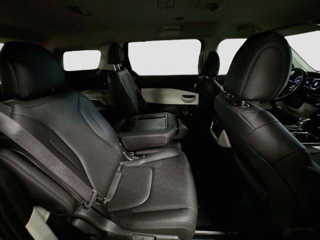 2024 Kia Carnival SX