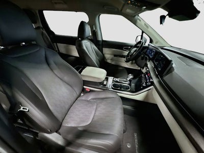 2024 Kia Carnival SX