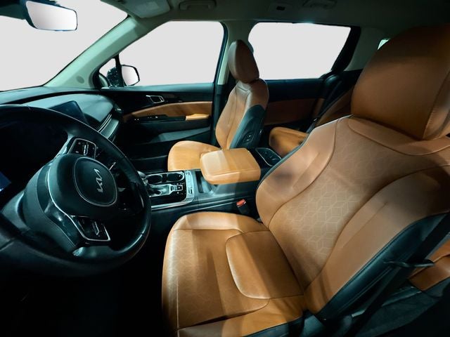 2024 Kia Carnival SX